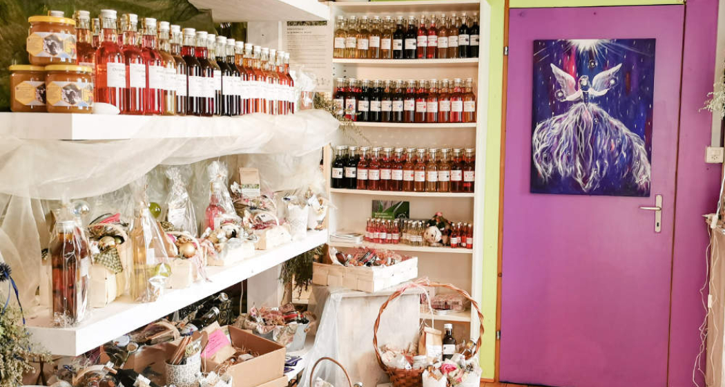 maja's-chrueterstuebli-eingang