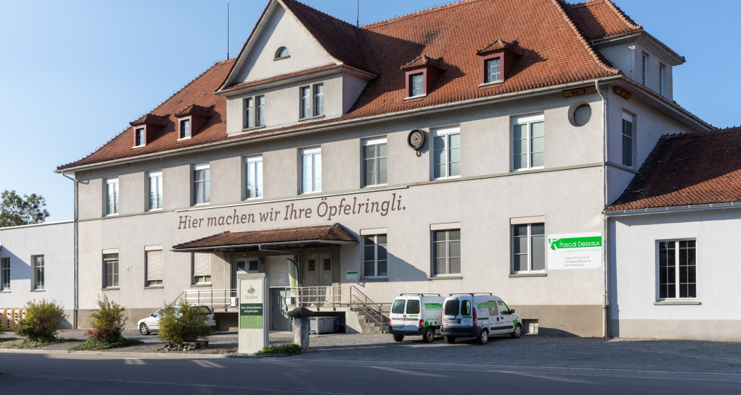 Öpfelfarm (oua_76059423_image)