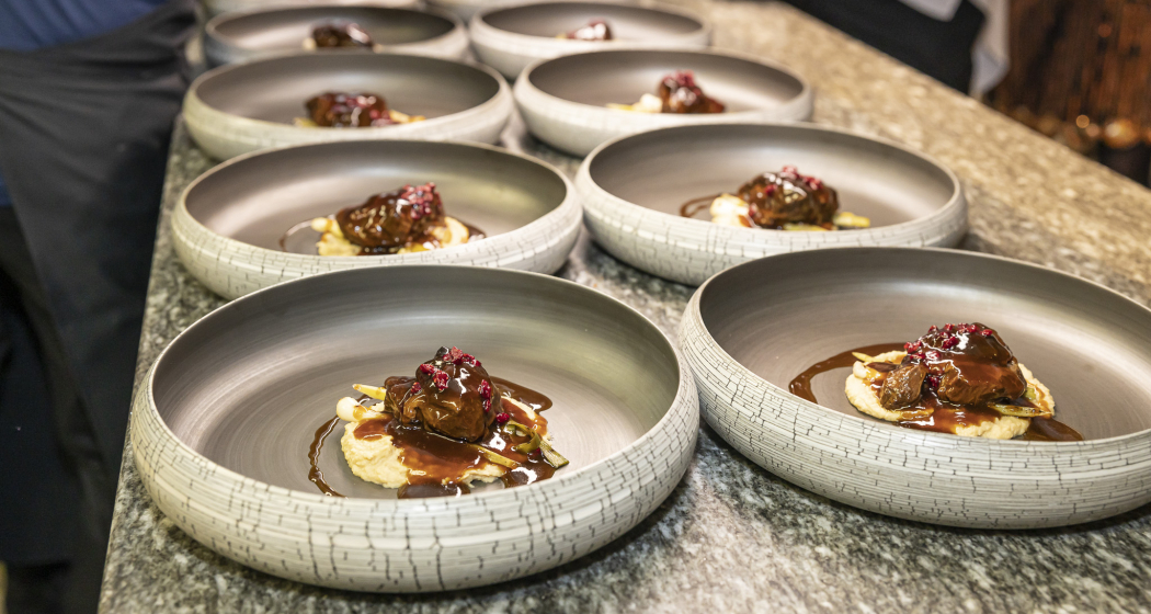 Kochkurs mit Dario Cadonau zum Thema "Schmoren und Wintergerichte" (gdl_898965969_image)